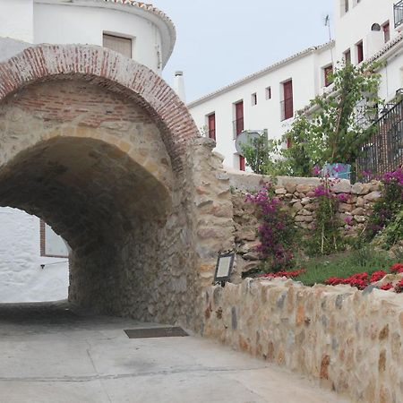 דירות מיחאס Casa Mixa Con Decoracion Estilo Industrial מראה חיצוני תמונה