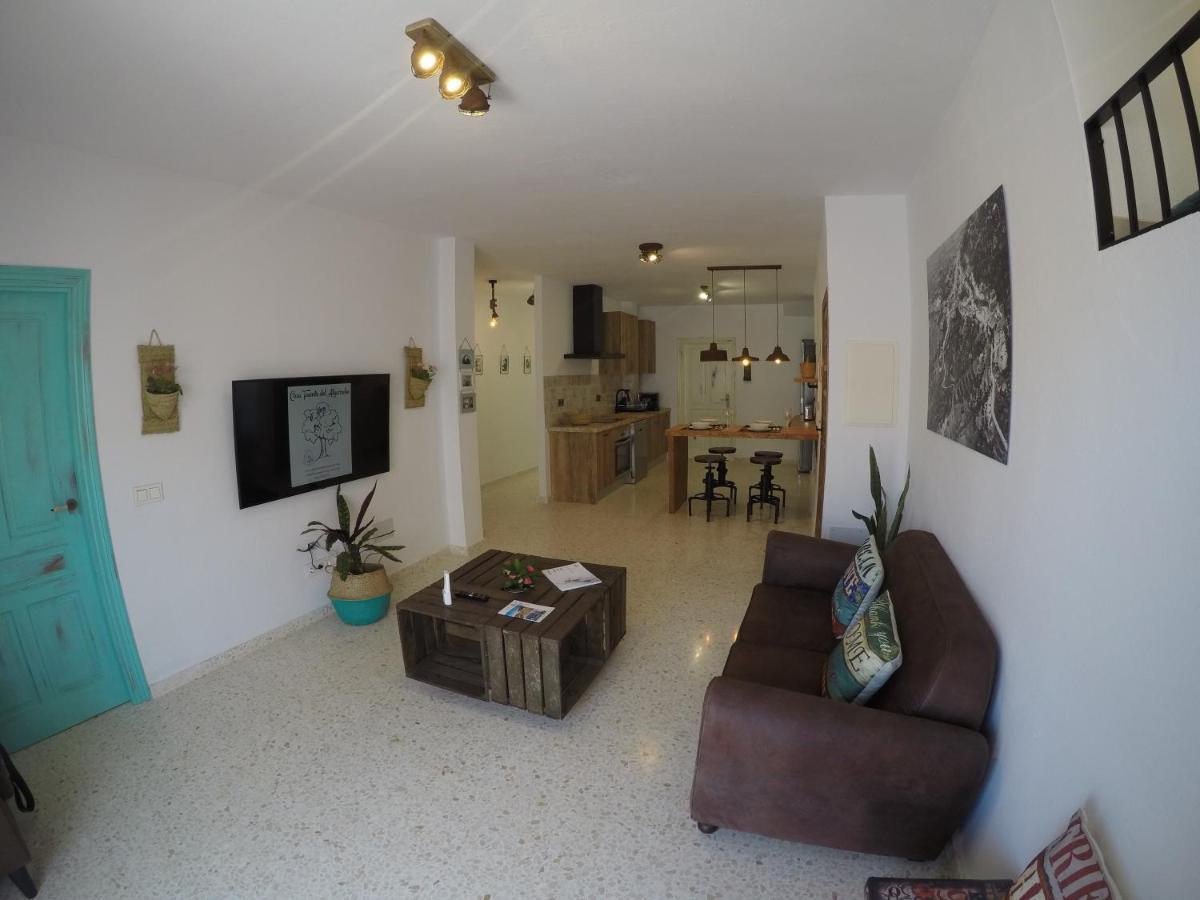 דירות מיחאס Casa Mixa Con Decoracion Estilo Industrial מראה חיצוני תמונה